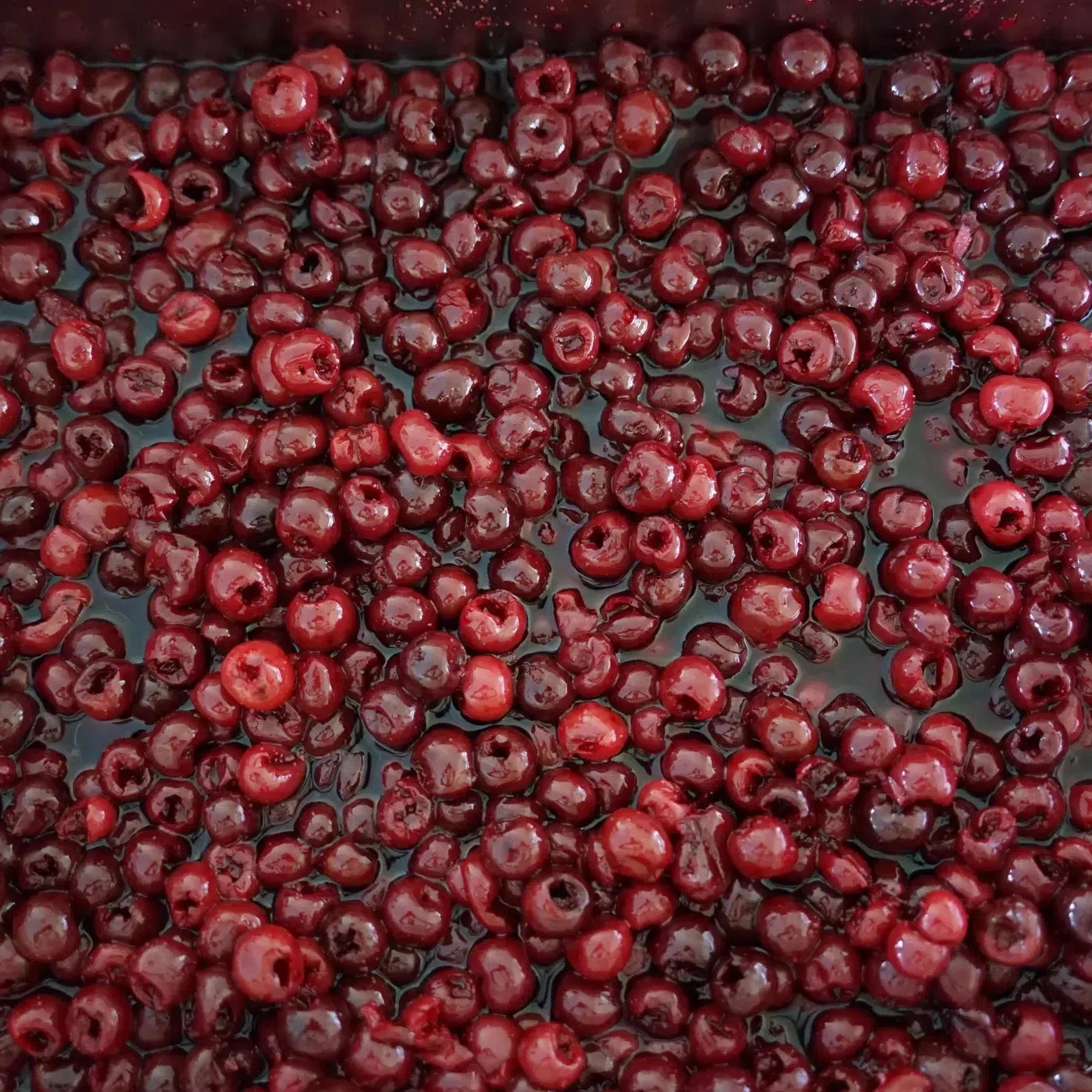 72% Juodasis Šokoladas Uganda Semuliki Forest Brandintas su Vyšniomis-BEANINGFUL-Misiule.lt