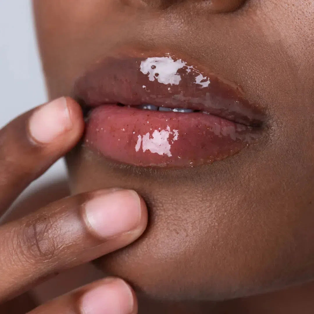 Lūpų šveitiklis Daylicious-BLONDESISTER-Misiule.lt