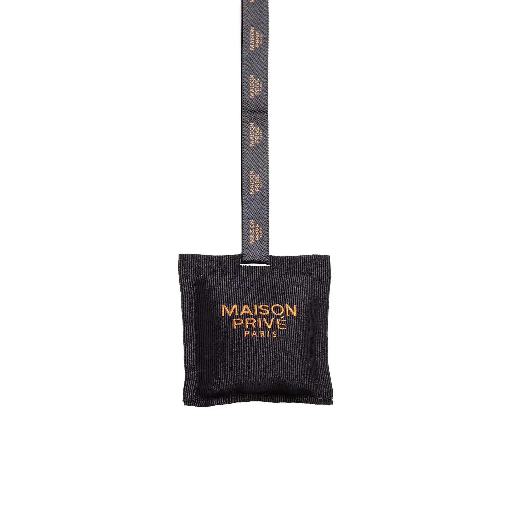 Automobilio kvapas, Gintaras ir Oda-Maison Prive Paris-Misiule.lt