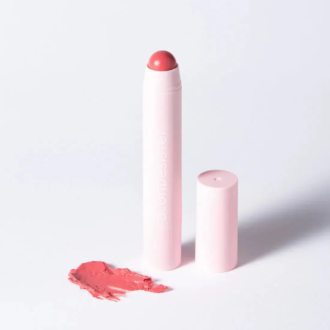 BLONDESISTER kreidelė: skaistalai ir lūpdažis viename, 3,5 g-Misiule.lt-Soft Pink 01-Misiule.lt