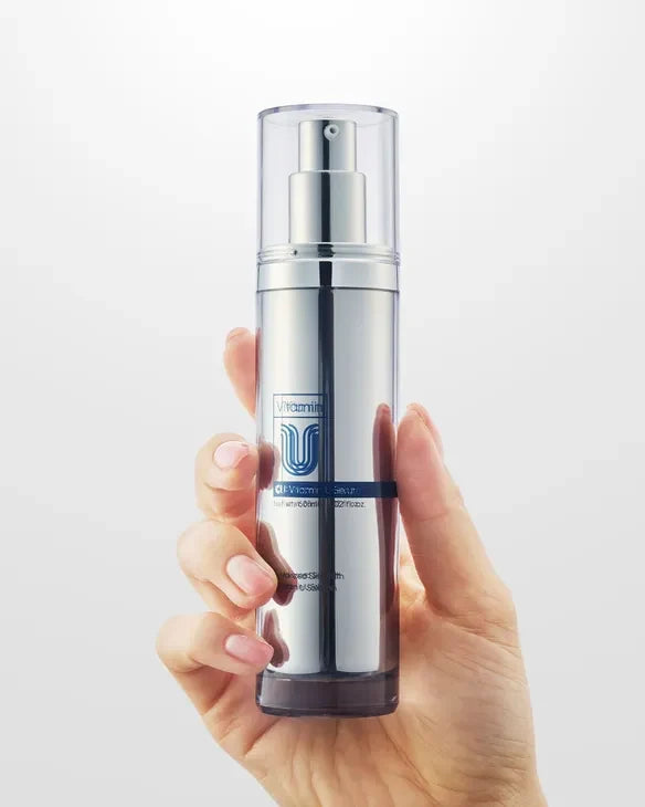 Skaistinantis drėkinamasis veido serumas su vitaminu U, 60 ml