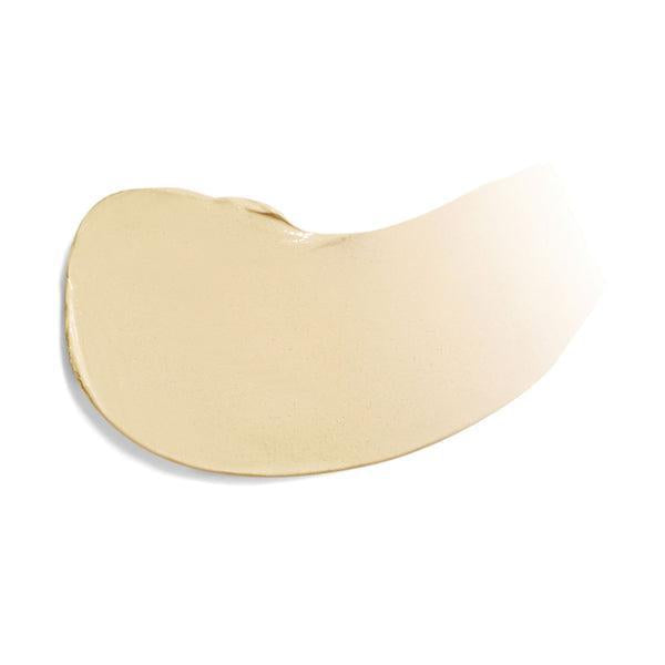 Dream Tint Softly Tinted Moisturizer Light  
A swatch of Dream Tint Softly Tinted Moisturizer in the shade Light, featuring a creamy beige texture that provides a smooth finish. This moisturizer offers a soft tint while hydrating the skin, making it ideal for a natural, radiant look.